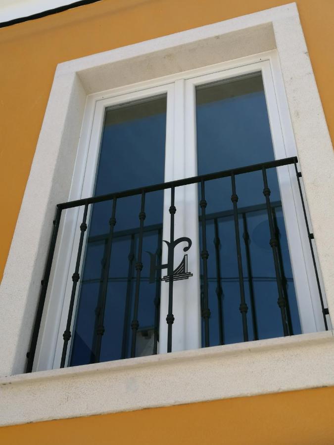 סינס Hotel Veleiro מראה חיצוני תמונה